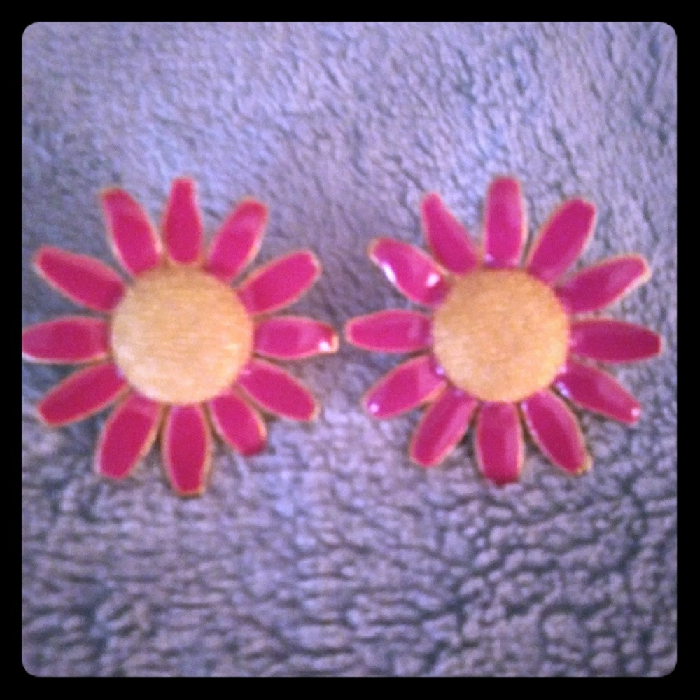 VINTAGE JEWELRY